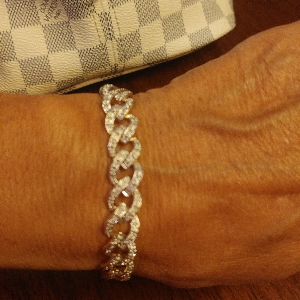 Elegant Silver Bracelet